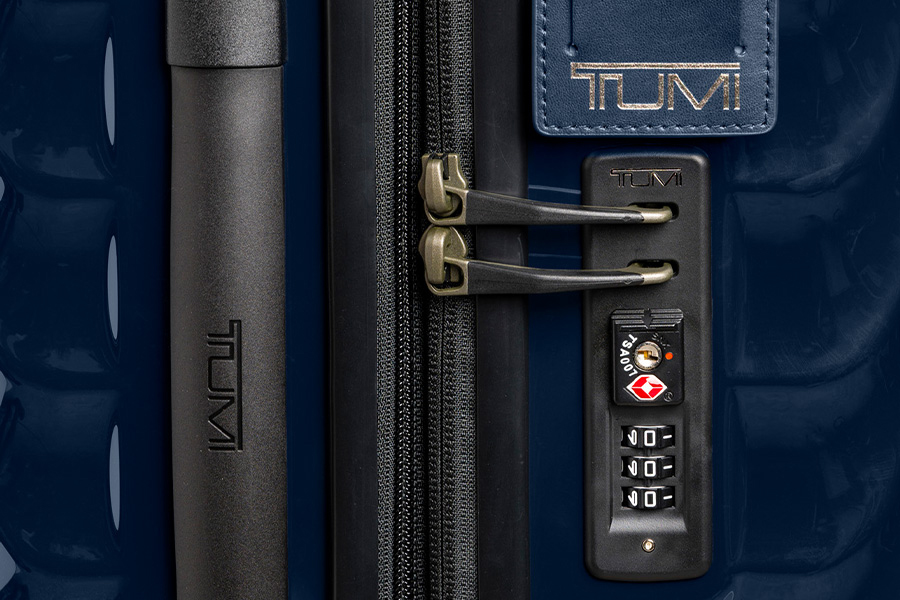 TUMI