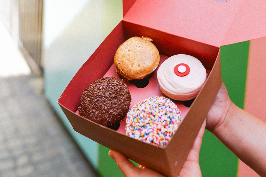 Sprinkles Cupcakes Glendale, CA The Americana at Brand