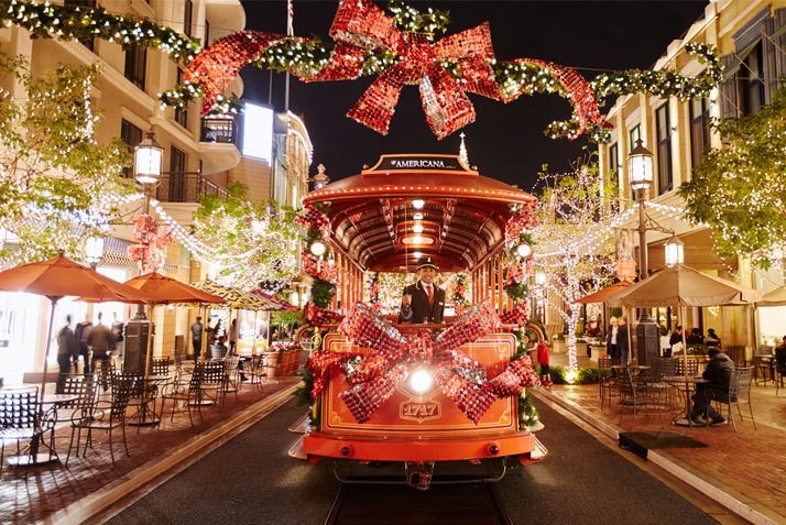 The Most Festive Things to Do in LA This Christmas