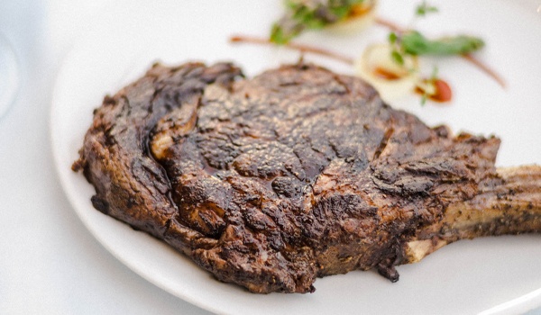 Steak with salad