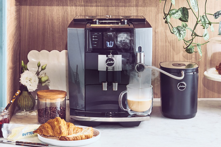 JURA J10 Twin at Sur La Table